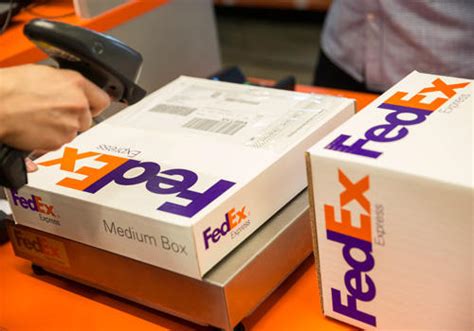Los establecimientos identificados como Centros Autorizados de Envío FedEx ® te permiten disfrutar la comodidad de hacer envíos con FedEx ® y tener la confianza de saber que quienes manejan …